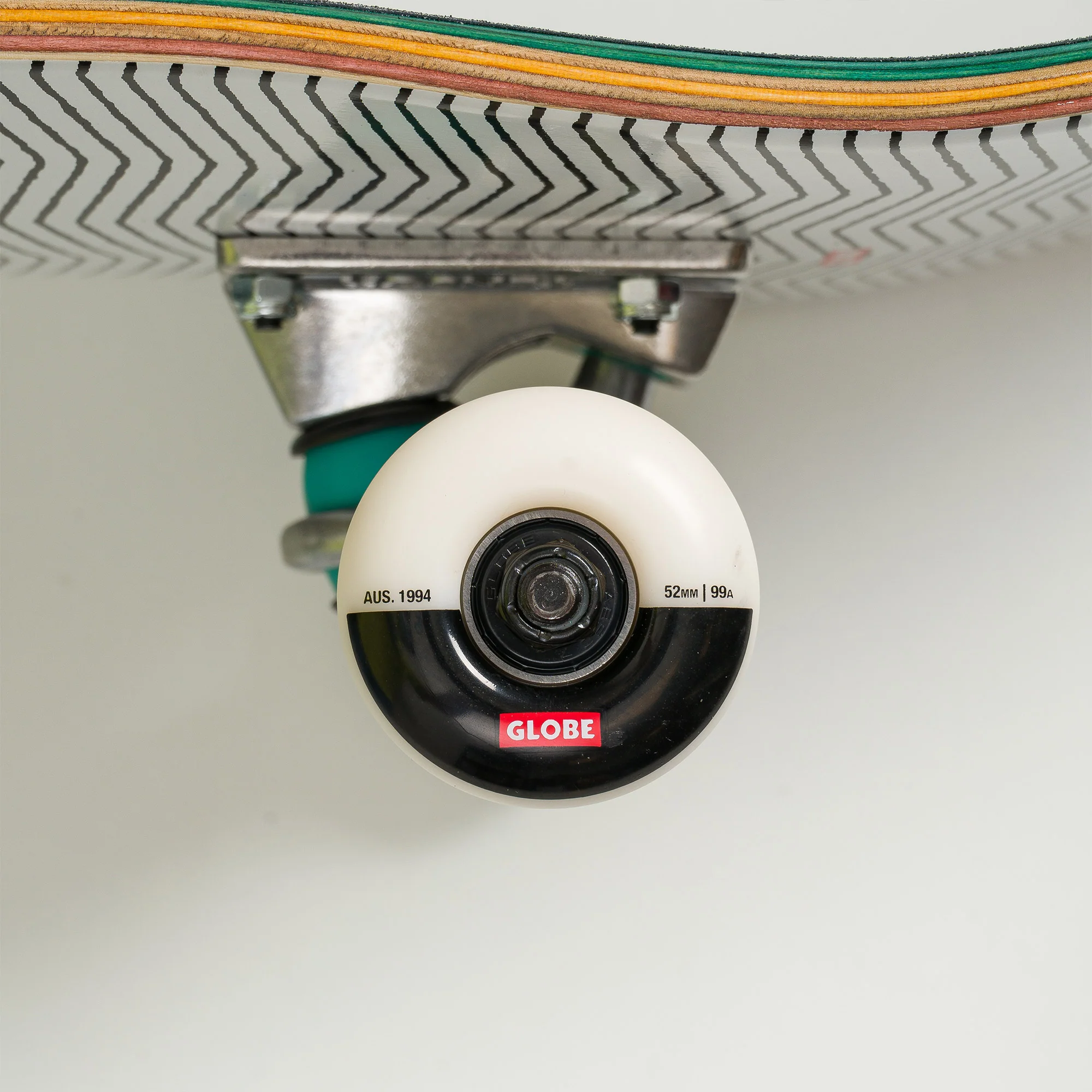 Globe G1 Nine Dot Four 8.0" Skateboard Black/White - Image 3