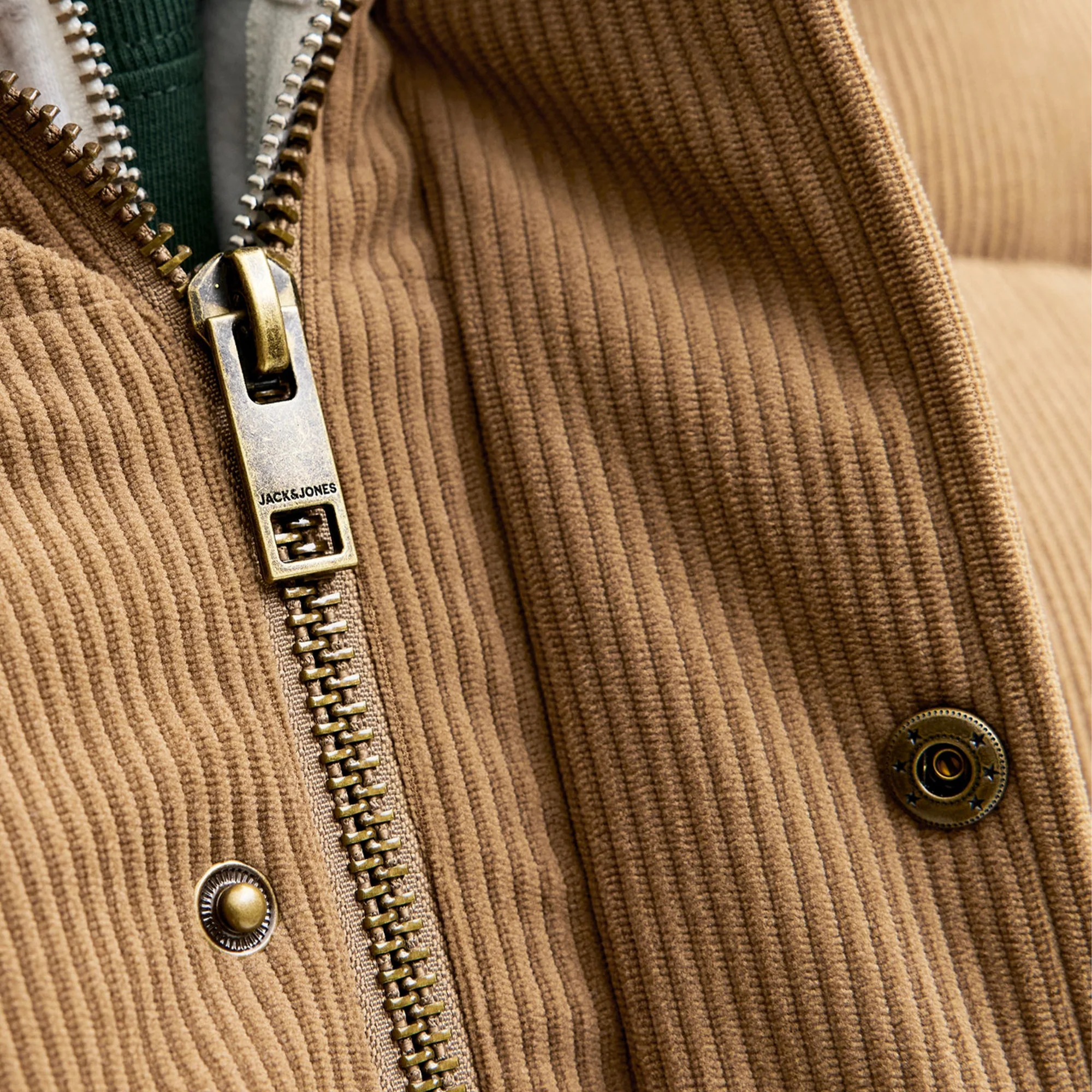 Jack & Jones Greene Corduroy Puffer Jacket Argan Oil - Image 4