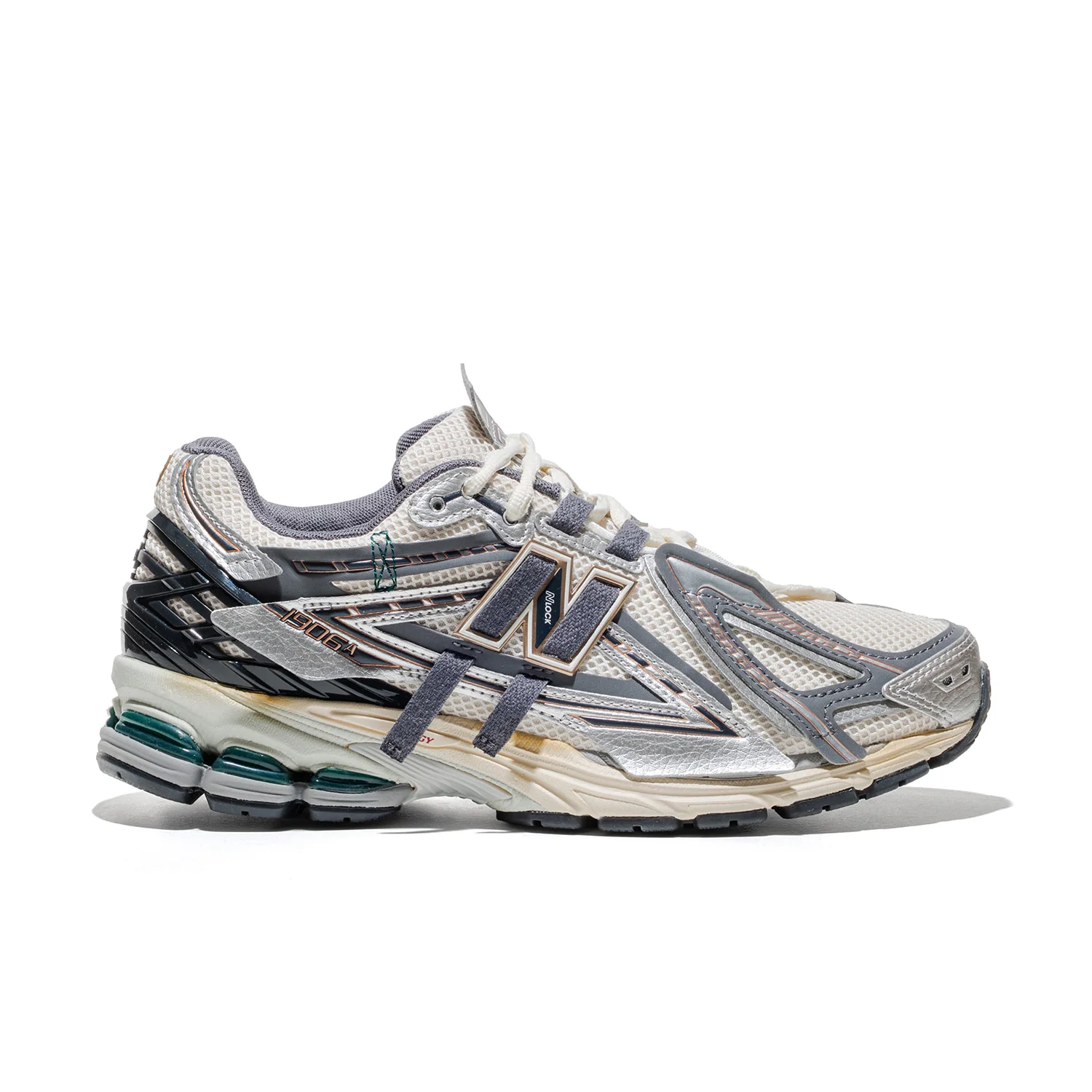New Balance 1906 Silver Metallic/Castlerock/Gold Metallic