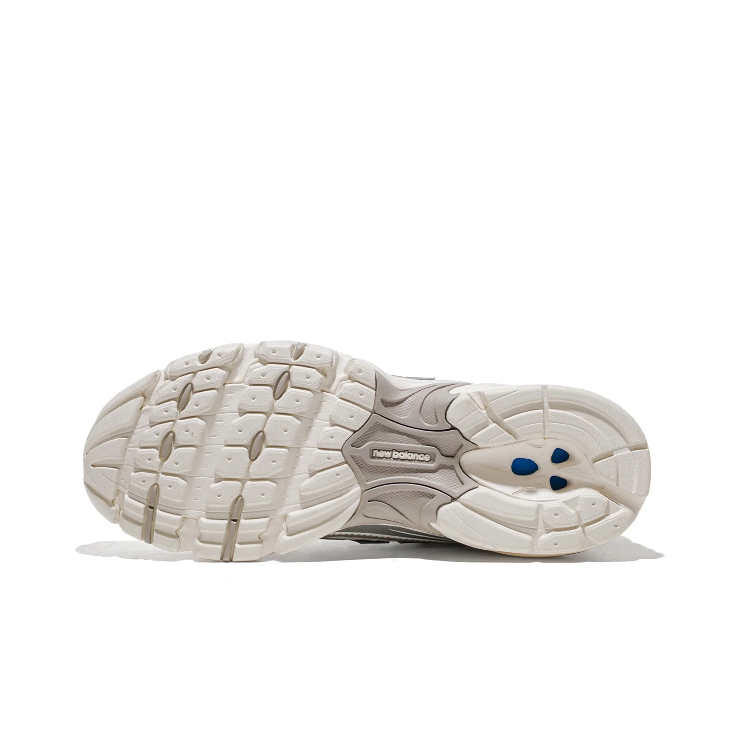 New Balance 740 Sea Salt/Arid Stone/Silver Metallic - Image 6