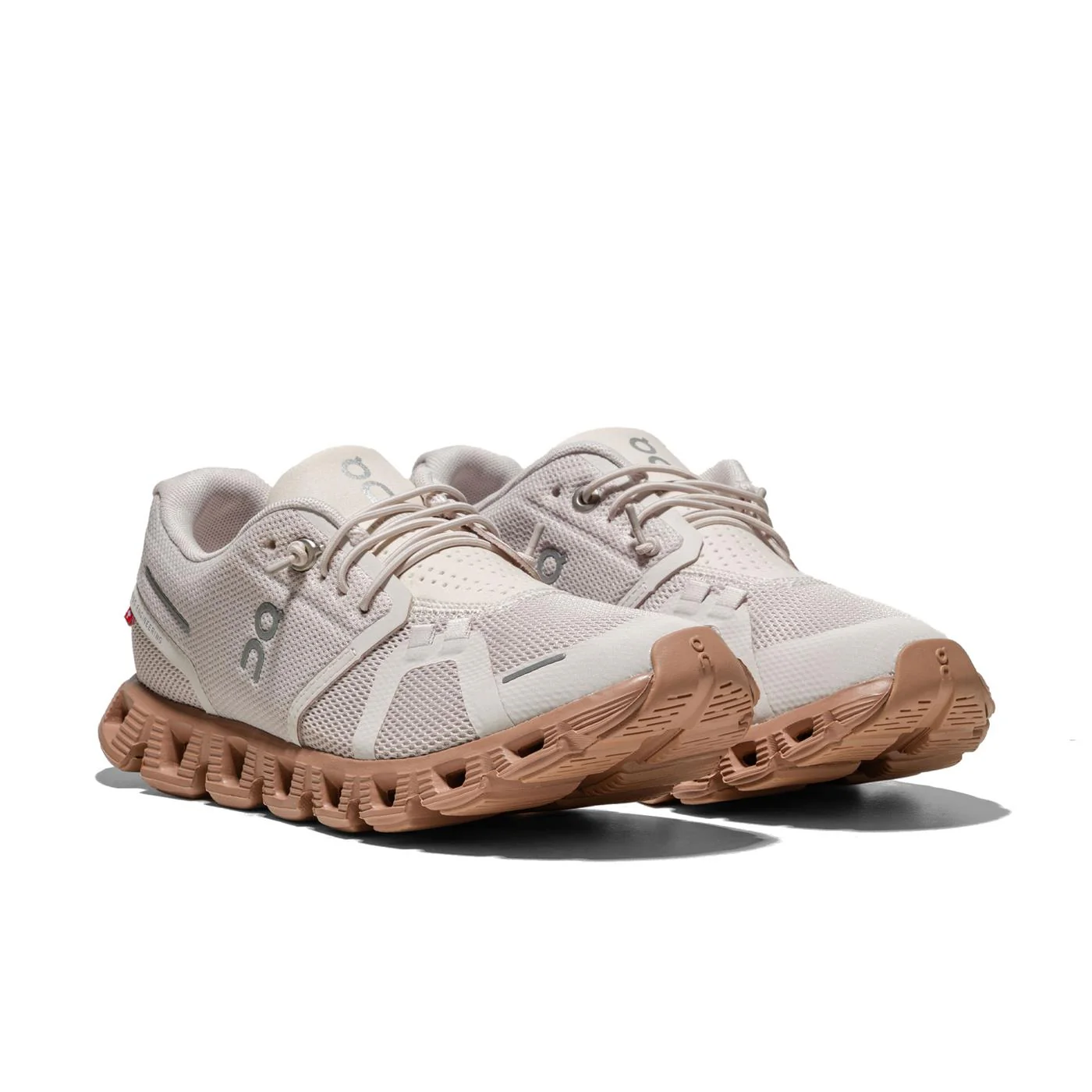 On Running Cloud 5 Sand/Rosebrown - Image 3
