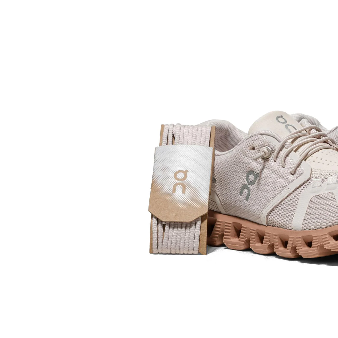 On Running Cloud 5 Sand/Rosebrown - Image 4